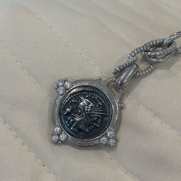 Judith Ripka Sterling Silver Ancient Roman Coin Dangle Bracelet 6.5" - - Picture 6 of 13